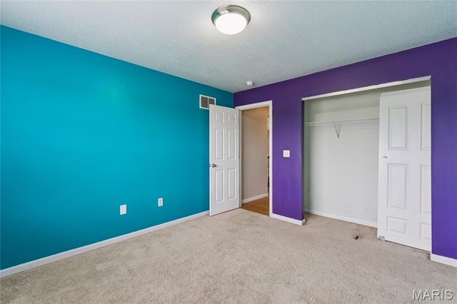 6700 Crossington Lane, Maryville, IL 62062