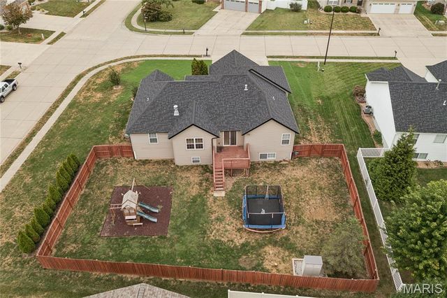 6700 Crossington Lane, Maryville, IL 62062