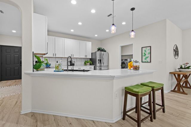 8321 Panadero DR, Austin, TX 78747