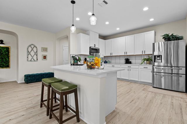 8321 Panadero DR, Austin, TX 78747