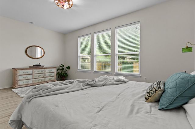8321 Panadero DR, Austin, TX 78747