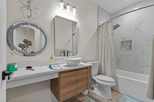 8321 Panadero DR, Austin, TX 78747