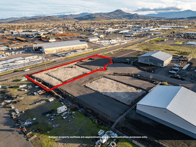 1921 Bobcat Way, White City, OR 97503