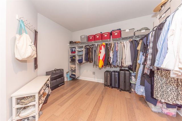 3370 Roseford Boulevard, Ann Arbor, MI 48105