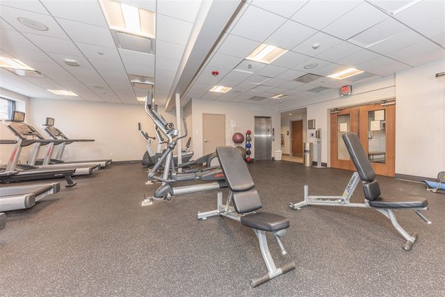3370 Roseford Boulevard, Ann Arbor, MI 48105