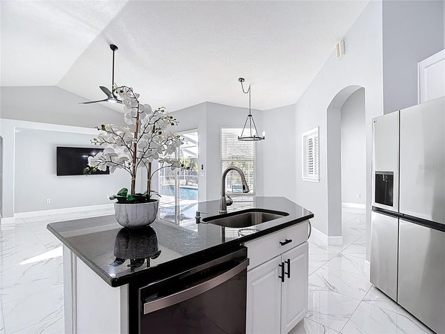 9606 GREENBANK DRIVE, Riverview, FL 33569