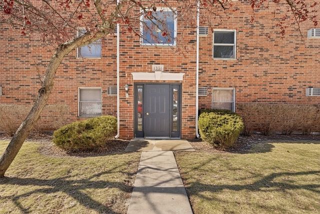 1351 Cunat Court 2D, Lake In The Hills, IL 60156