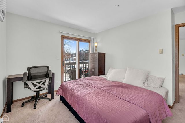 1351 Cunat Court 2D, Lake In The Hills, IL 60156