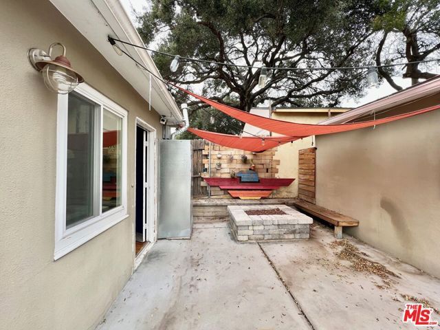 10006 Silverton Avenue, Los Angeles, CA 91042