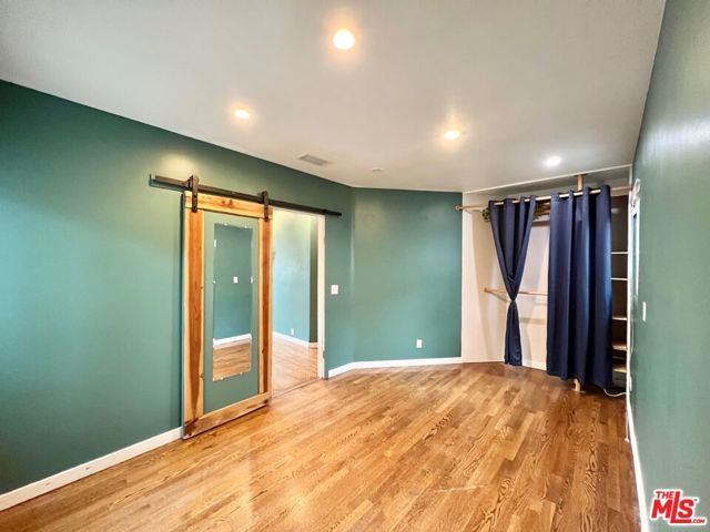 10006 Silverton Avenue, Los Angeles, CA 91042