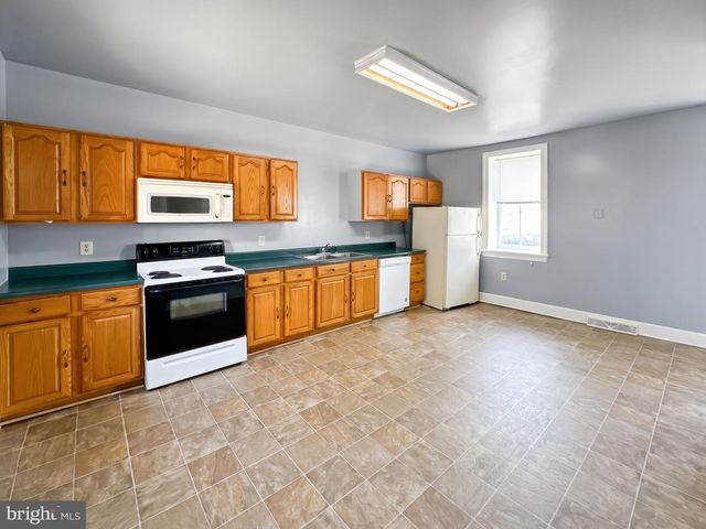 408 W PRINCESS ST, York, PA 17401