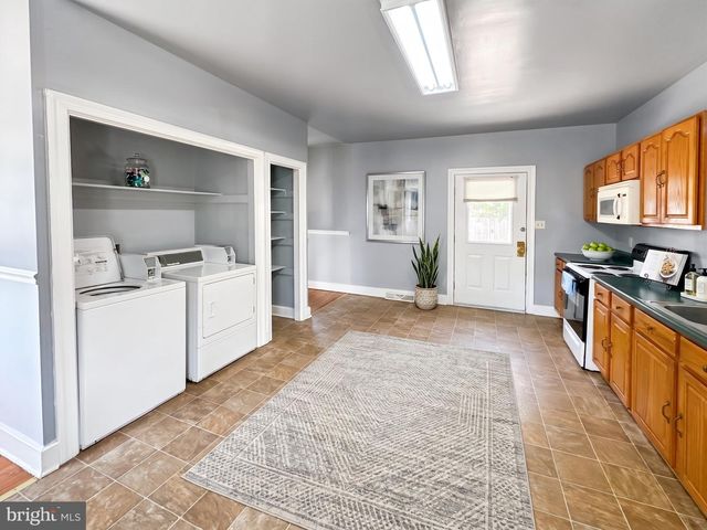 408 W PRINCESS ST, York, PA 17401