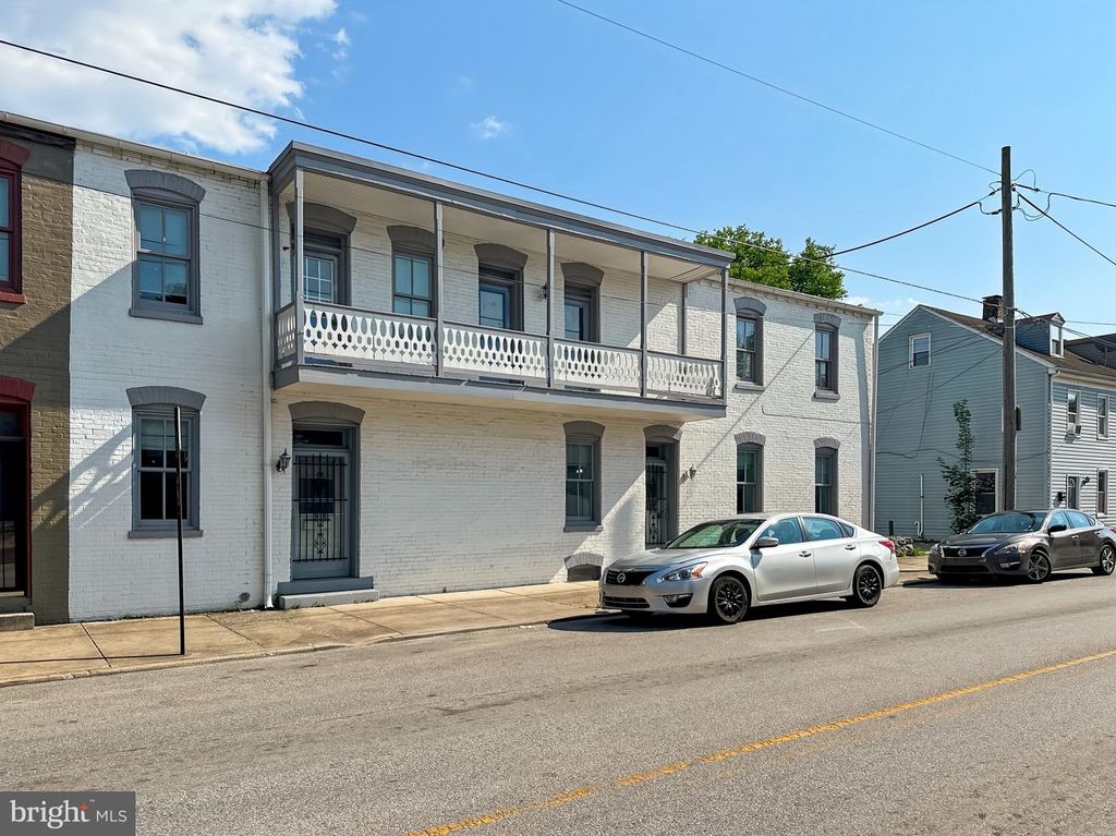 408 W PRINCESS ST, York, PA 17401