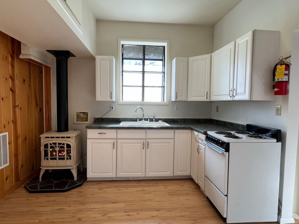 Image 35 of property listing at 214 Church Street, Thompson Falls, MT 59873