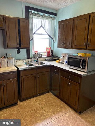 4820 PENN ST, Philadelphia, PA 19124