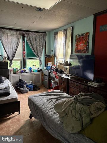 4820 PENN ST, Philadelphia, PA 19124