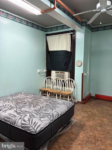 4820 PENN ST, Philadelphia, PA 19124