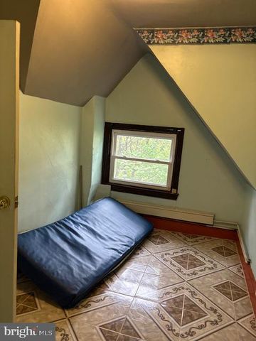 4820 PENN ST, Philadelphia, PA 19124