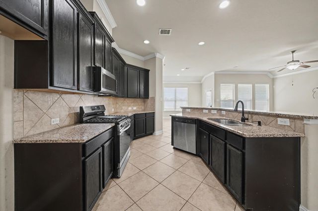 1523 Bluestone Edge Lane, Pearland, TX 77089