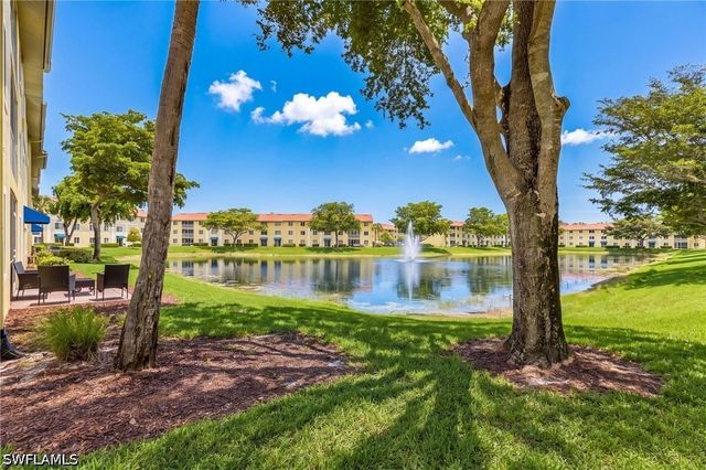 8274 Key Royal CIR 1022, Naples, FL 34119