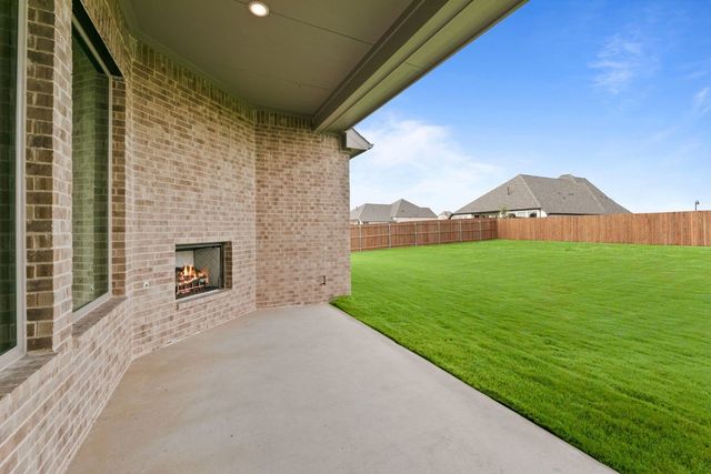 257 Basketflower Drive, Waxahachie, TX 75160