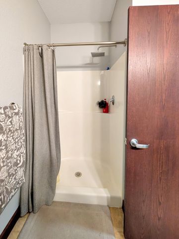 308 E 18th Street 305, Minneapolis, MN 55404