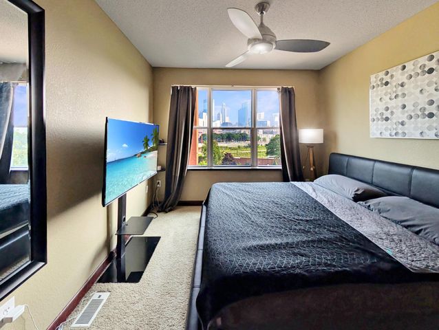 308 E 18th Street 305, Minneapolis, MN 55404