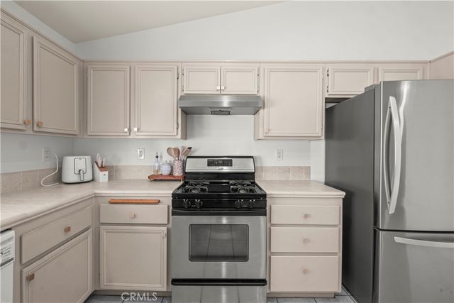 4141 De Anza, Palmdale, CA 93551