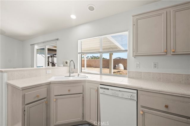 4141 De Anza, Palmdale, CA 93551