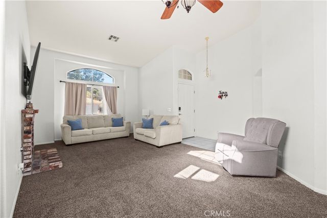 4141 De Anza, Palmdale, CA 93551