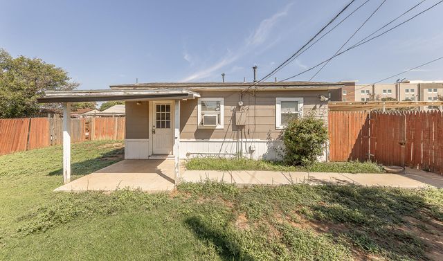 1101 65th Street, Lubbock, TX 79412