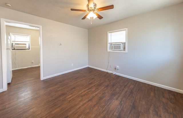 1101 65th Street, Lubbock, TX 79412