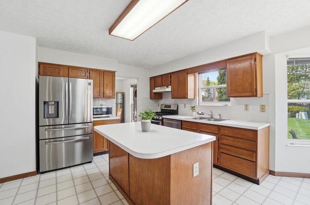 3686 Riverlane Court, Columbus, OH 43221