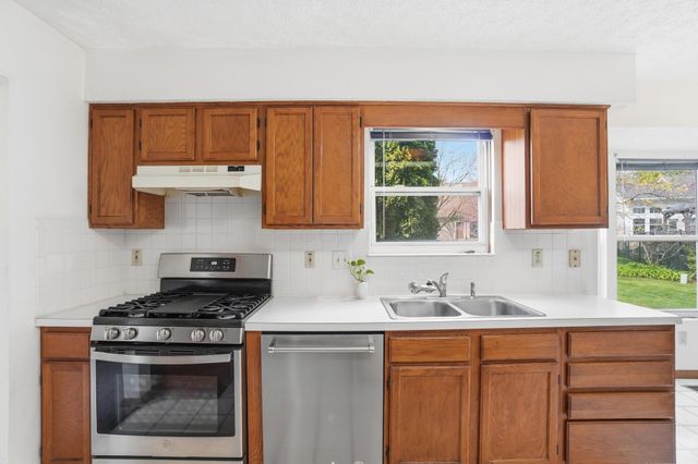 3686 Riverlane Court, Columbus, OH 43221