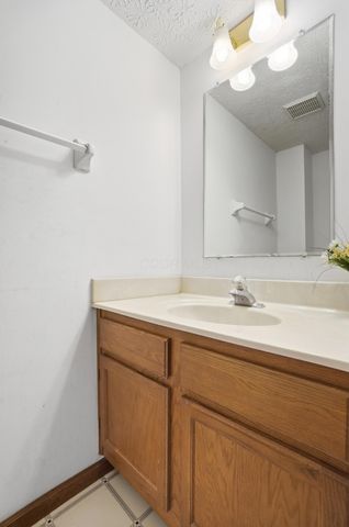 3686 Riverlane Court, Columbus, OH 43221