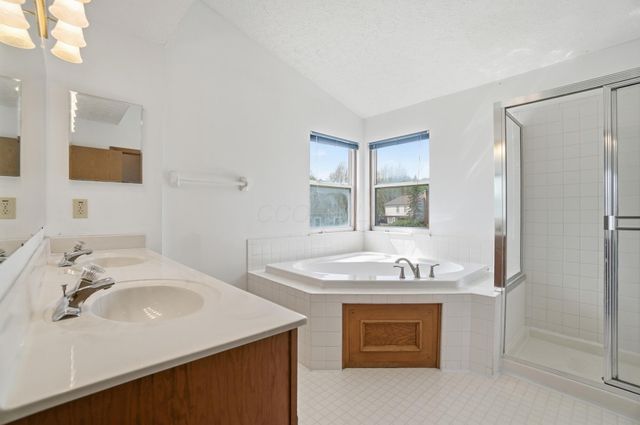 3686 Riverlane Court, Columbus, OH 43221