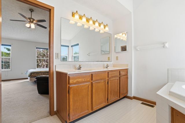 3686 Riverlane Court, Columbus, OH 43221