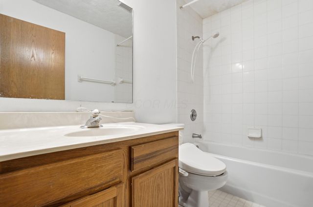 3686 Riverlane Court, Columbus, OH 43221