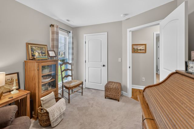 571 Dottie Dr, Gallatin, TN 37066