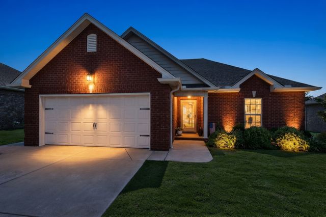 571 Dottie Dr, Gallatin, TN 37066