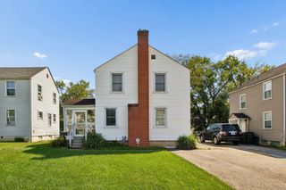 2422 Bretton Place, Columbus, OH 43211