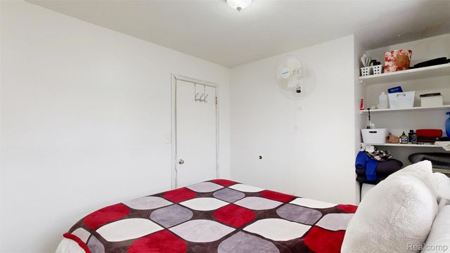 1301 Lavender Avenue, Flint, MI 48504