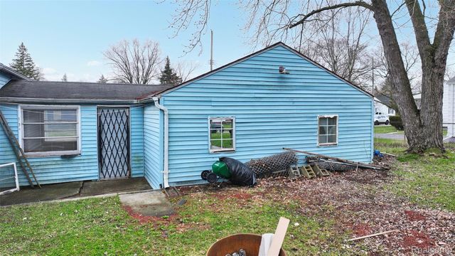 1301 Lavender Avenue, Flint, MI 48504