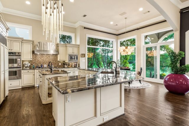 4762 Byron Circle, Irving, TX 75038