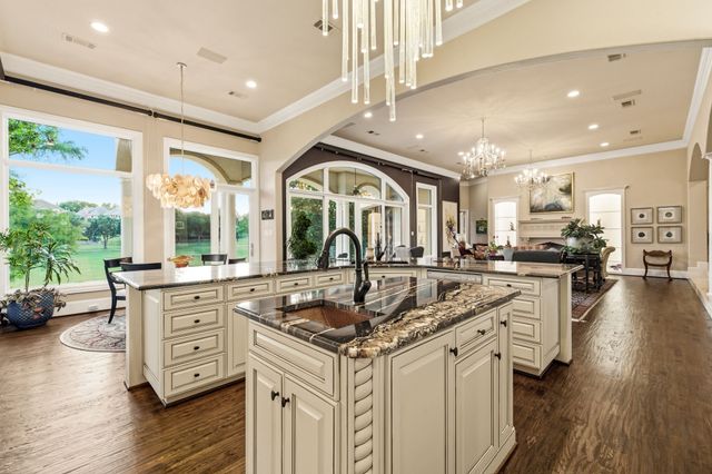 4762 Byron Circle, Irving, TX 75038
