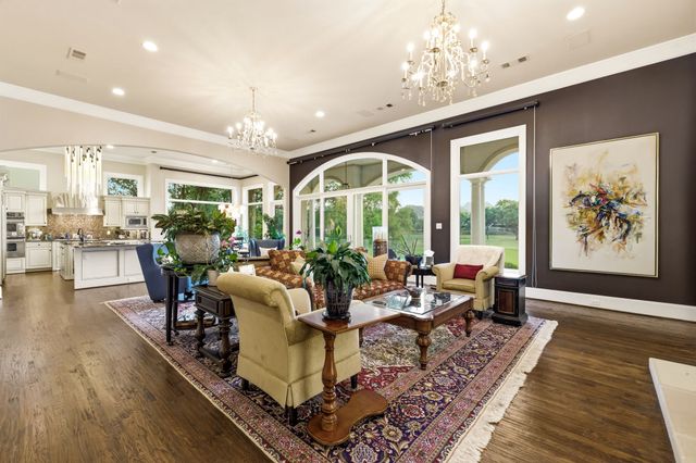 4762 Byron Circle, Irving, TX 75038