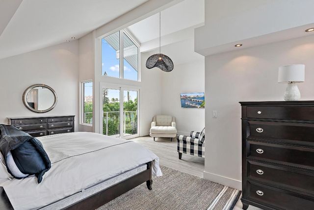 104 Sunfish Lane, Jupiter, FL 33477