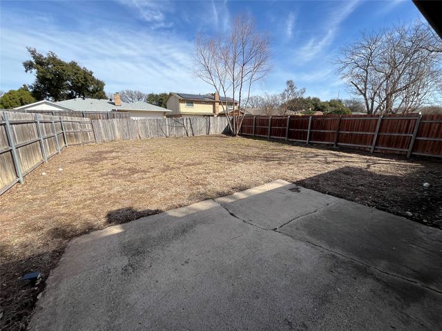 2101 Plymouth Rock Drive, Richardson, TX 75081