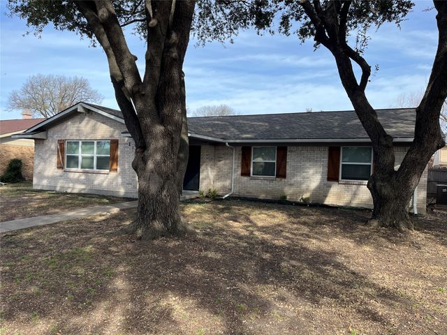 2101 Plymouth Rock Drive, Richardson, TX 75081