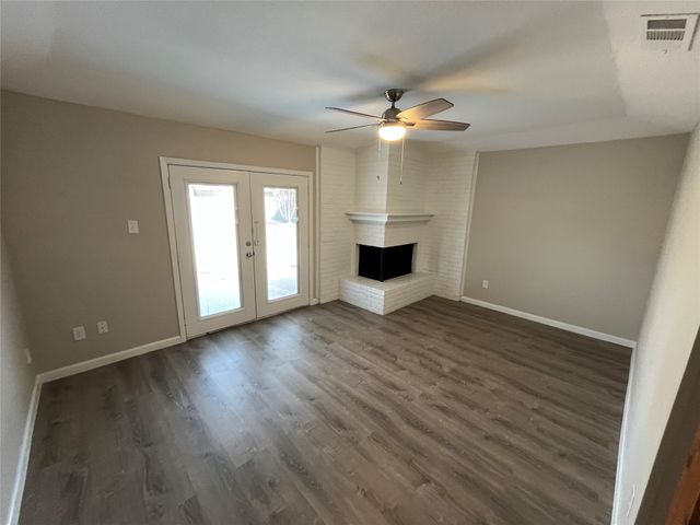 2101 Plymouth Rock Drive, Richardson, TX 75081